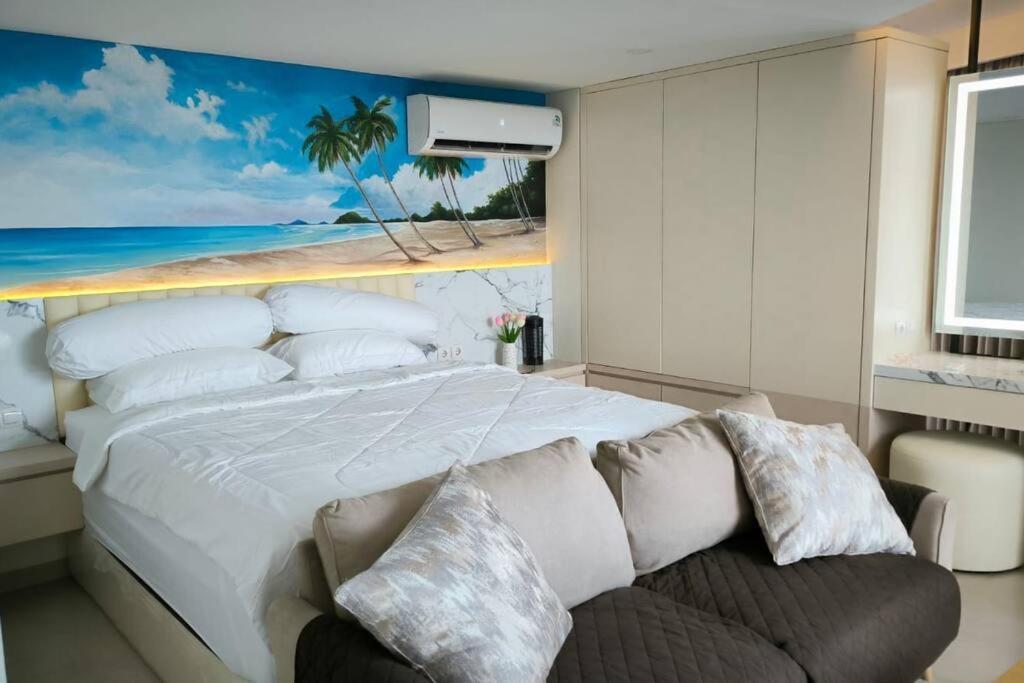Apartemen With Panoramic View In *